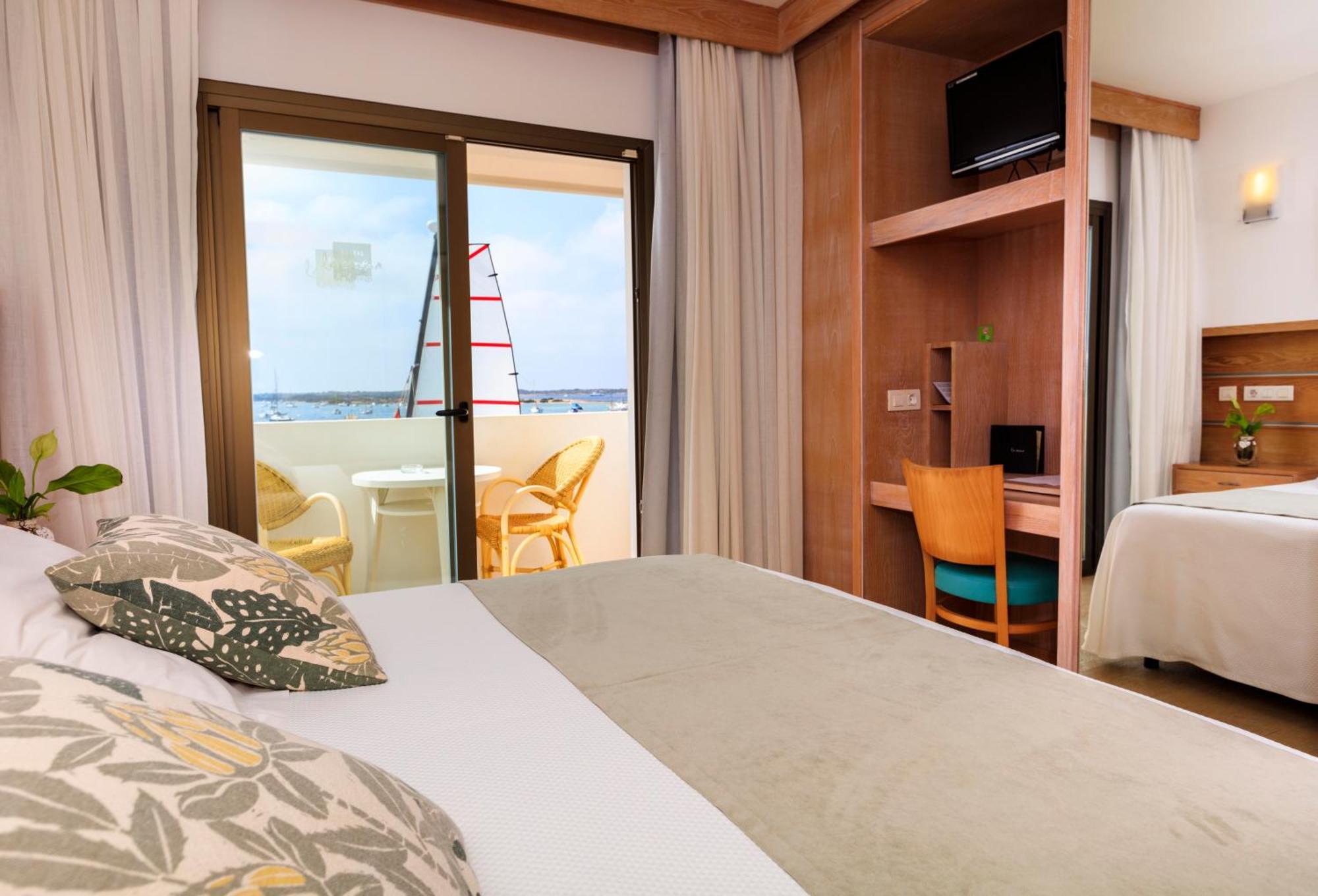 Hostal La Savina La Savina  Rum bild